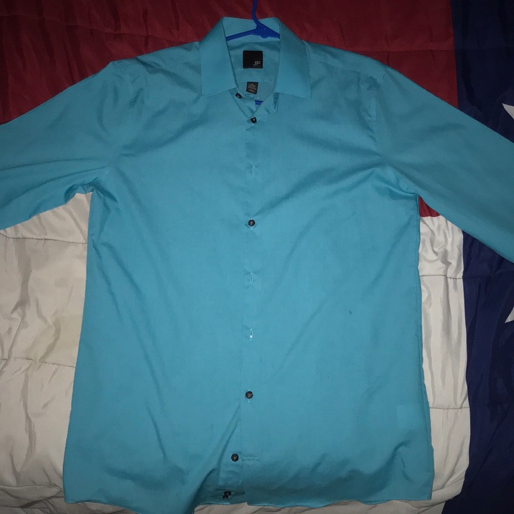 JF J. Ferrar baby blue long sleeve button up shirt